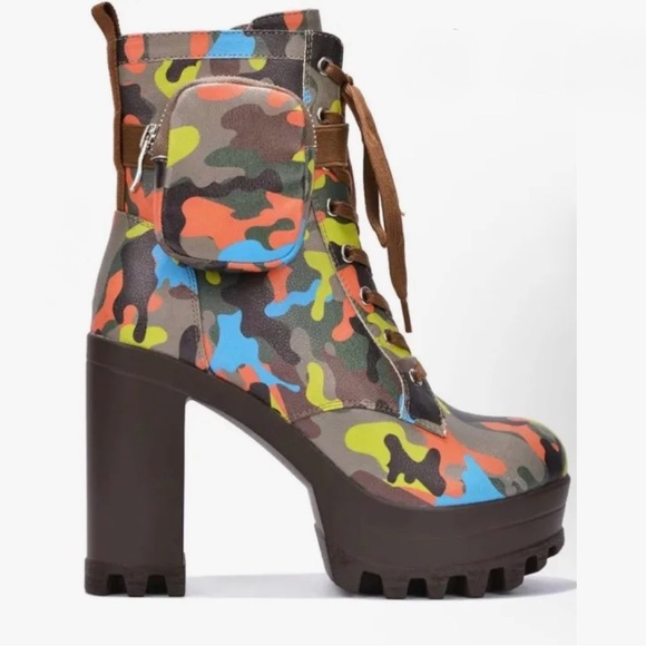 Cape Robbin Monik Block Heel Booties - Picture 2 of 12